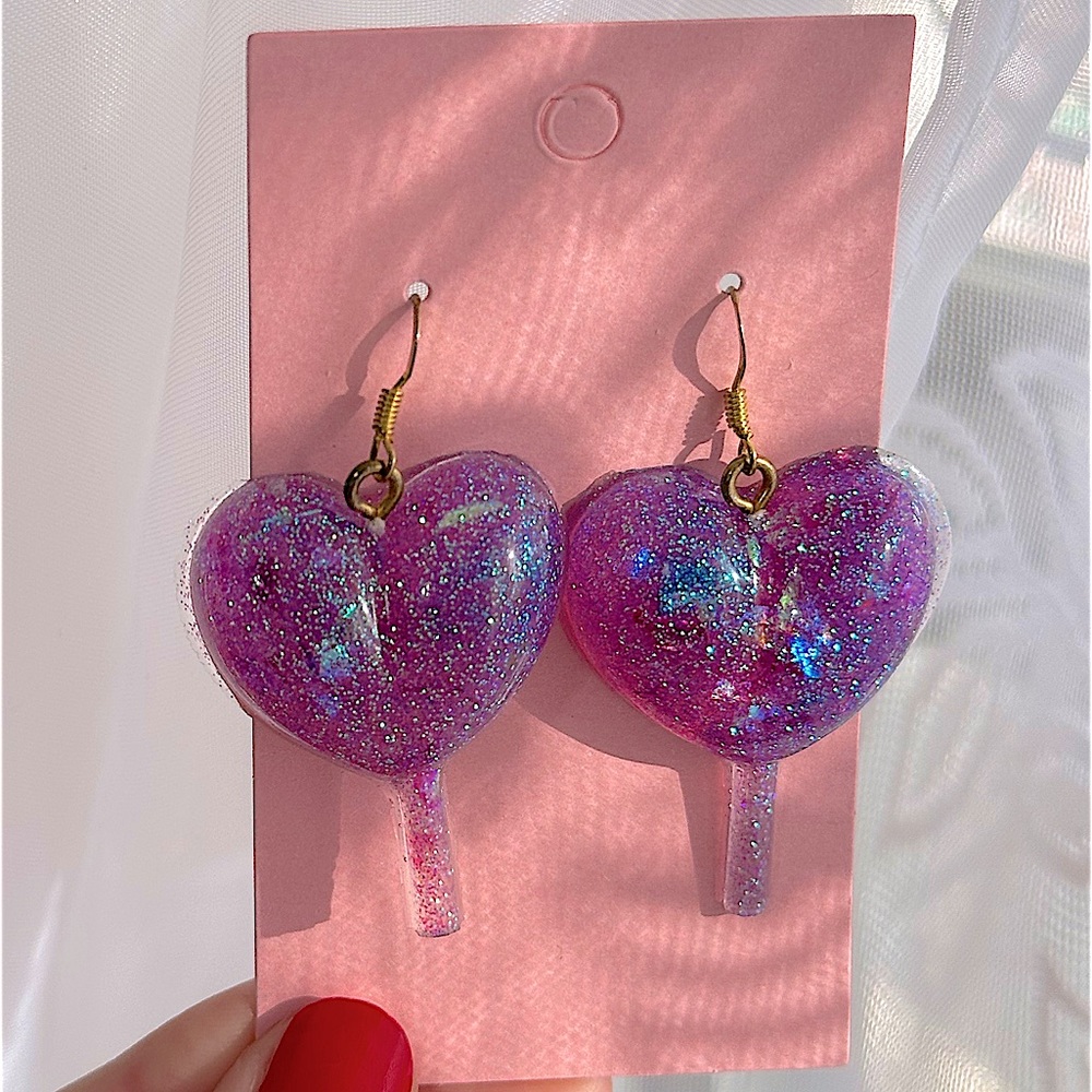 🎀 Purple Glitter Heart Earrings